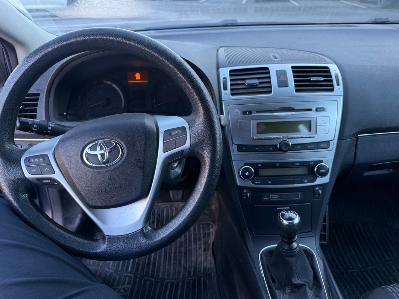Toyota Avensis vaihtoauto