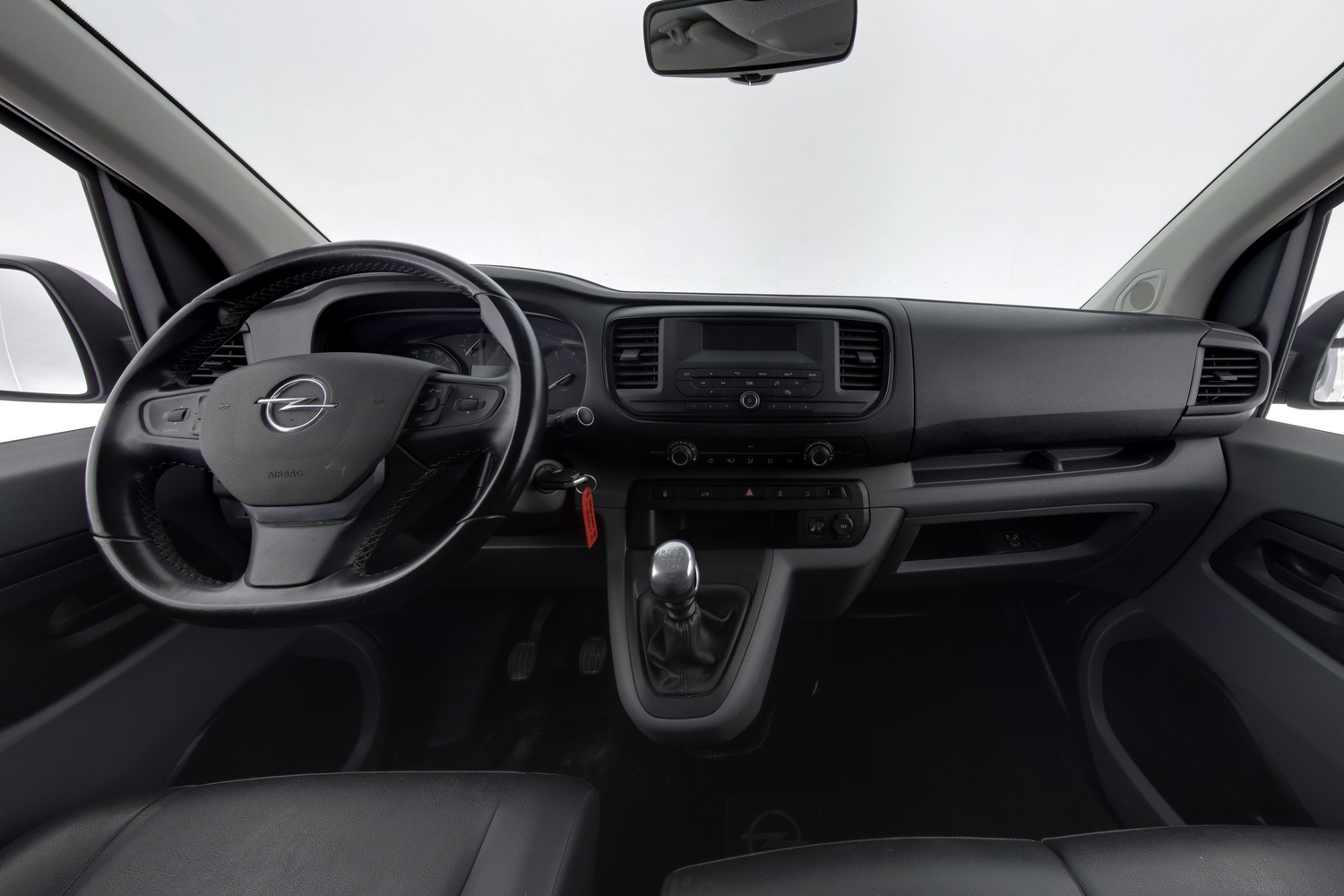 Opel Vivaro vaihtoauto