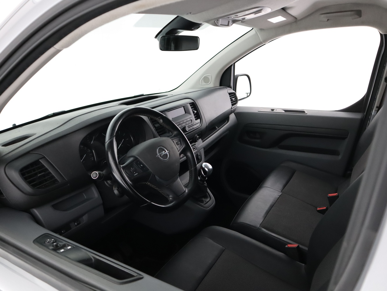 Opel Vivaro vaihtoauto