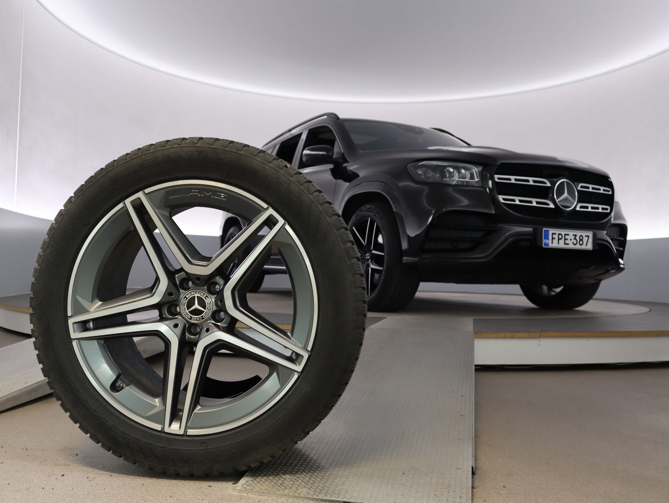 Mercedes-Benz GLS vaihtoauto