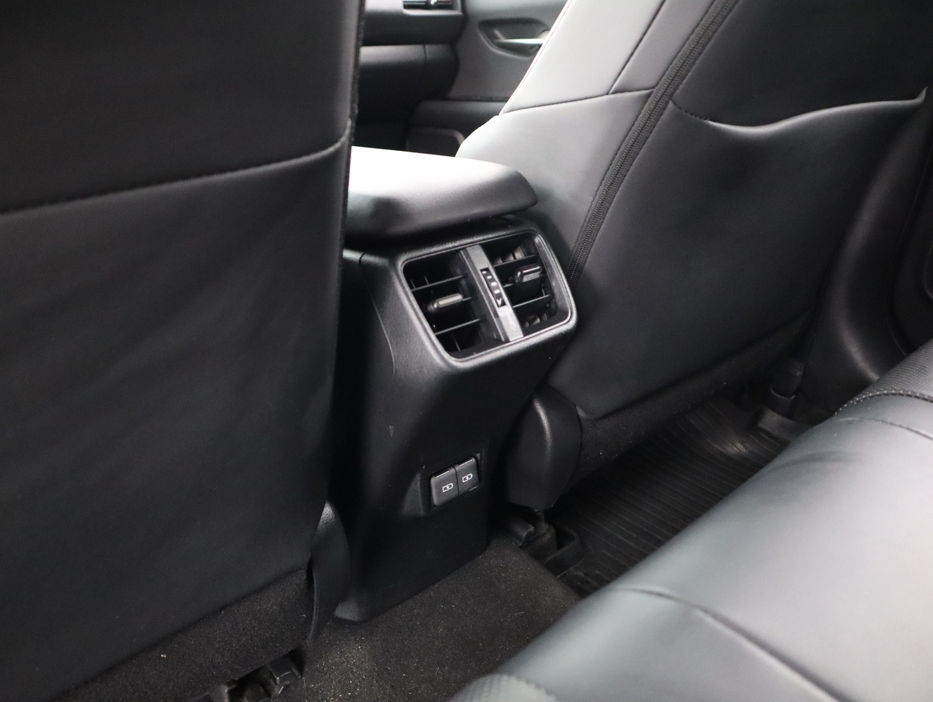 Lexus UX vaihtoauto