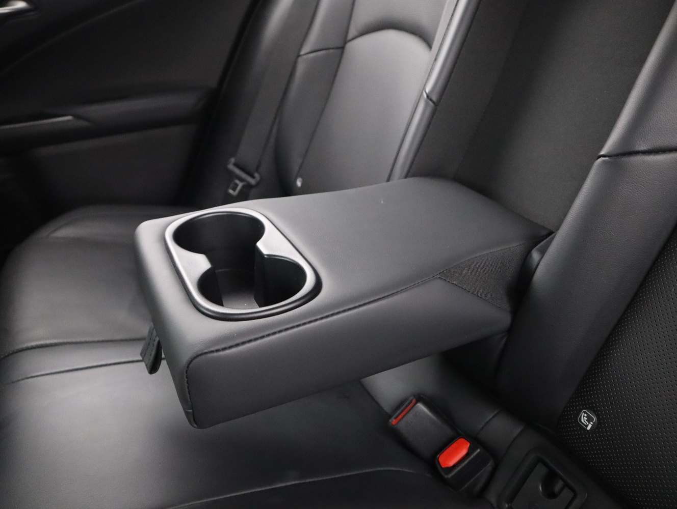 Lexus UX vaihtoauto