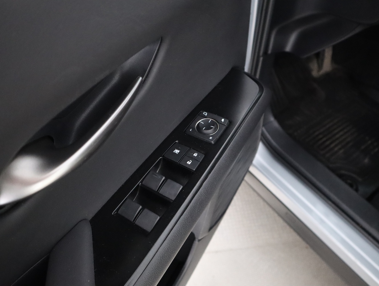 Lexus UX vaihtoauto