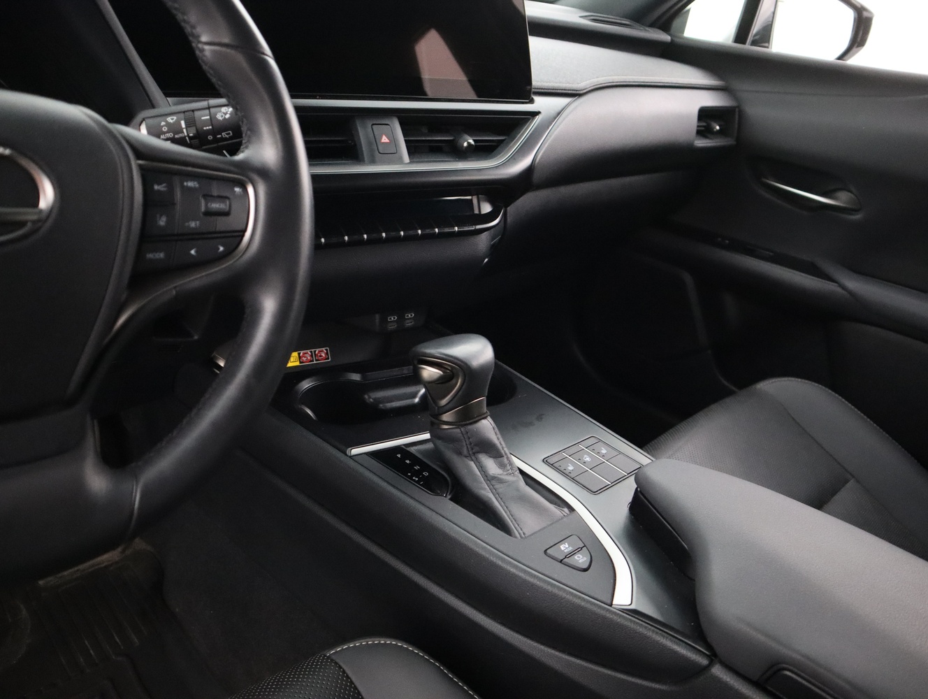 Lexus UX vaihtoauto