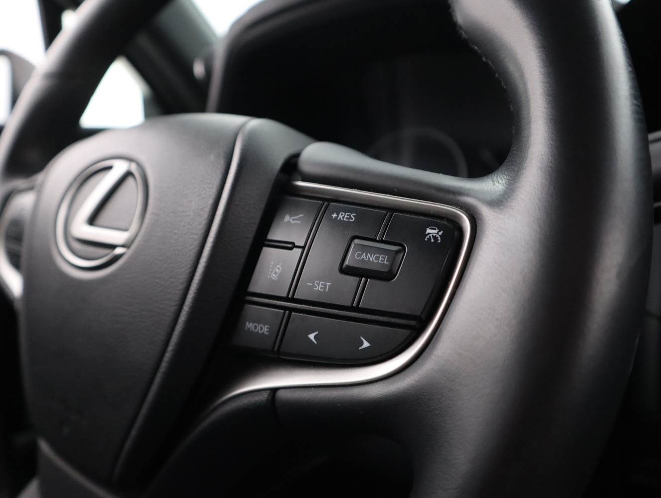 Lexus UX vaihtoauto