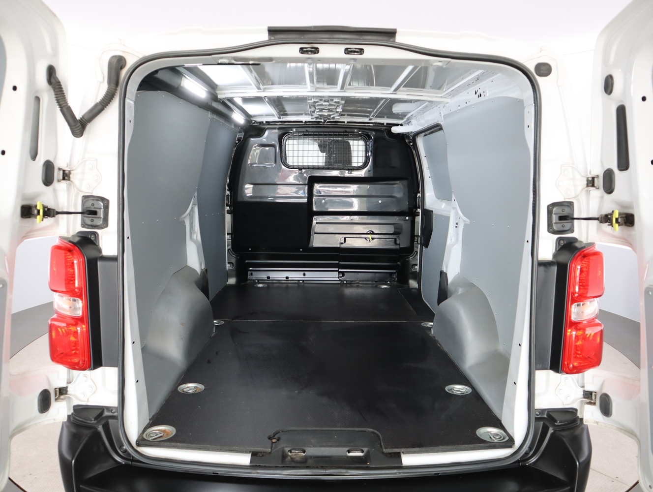 Citroën Jumpy vaihtoauto