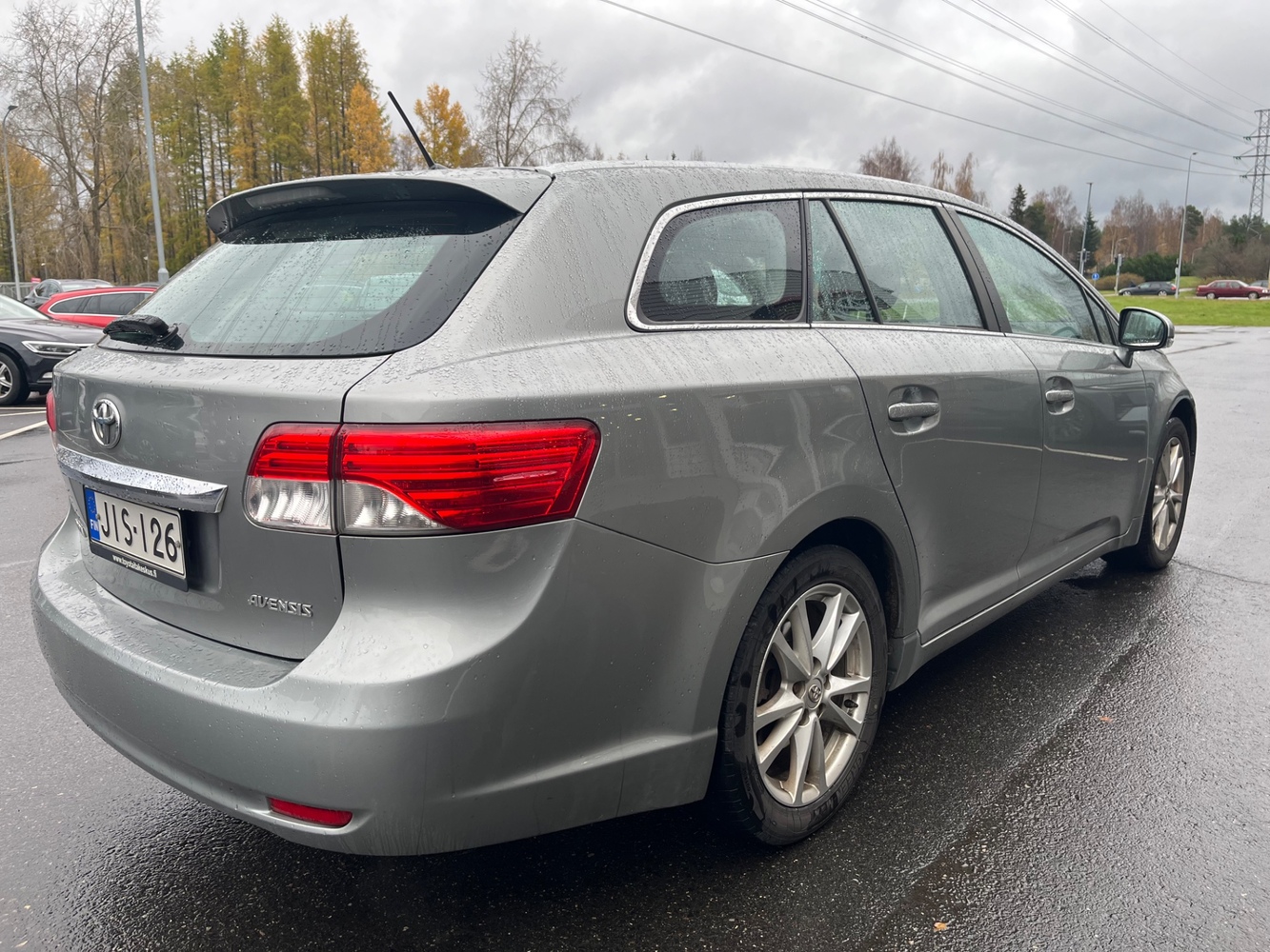 Toyota Avensis vaihtoauto