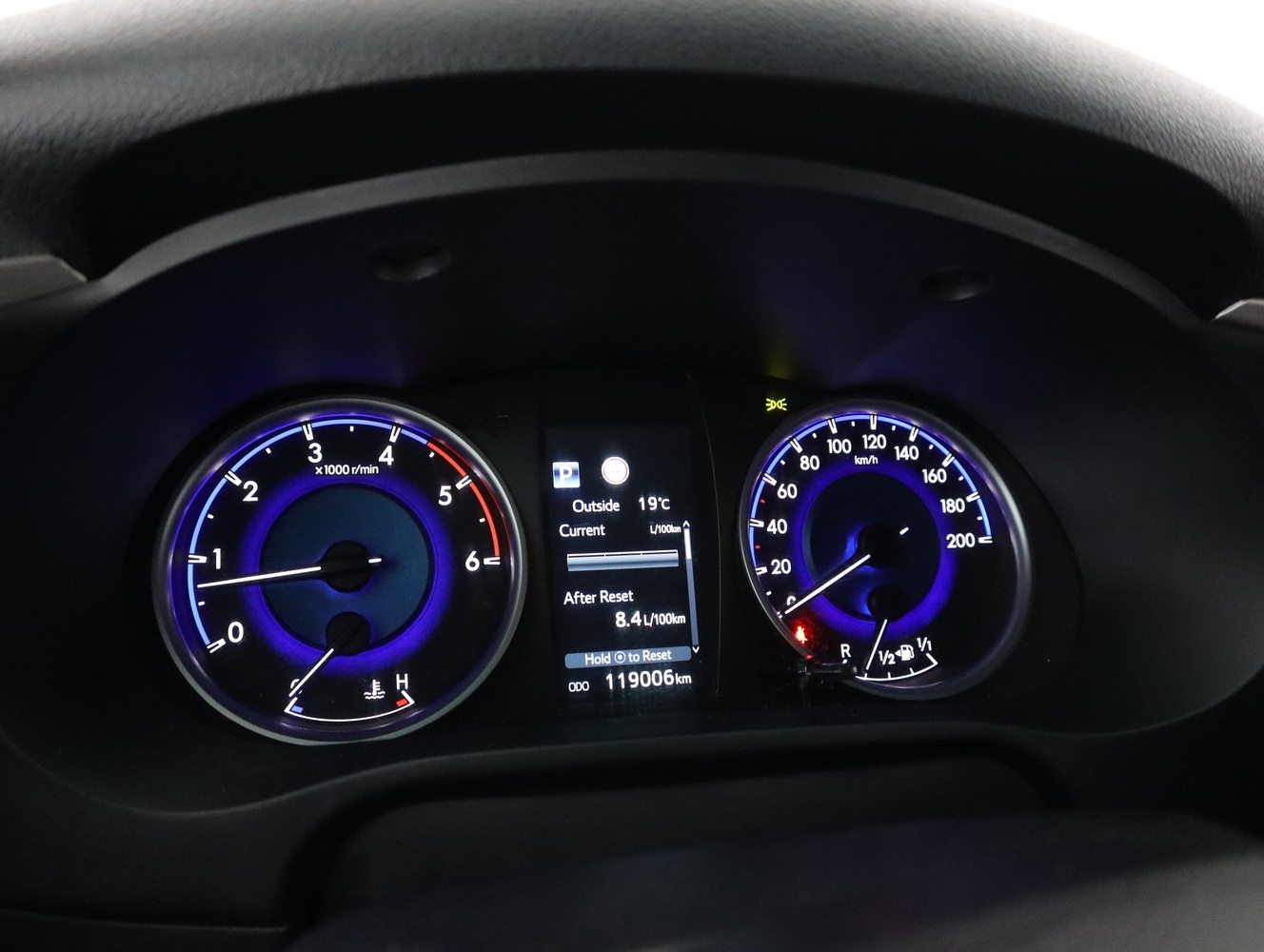 Toyota Hilux vaihtoauto