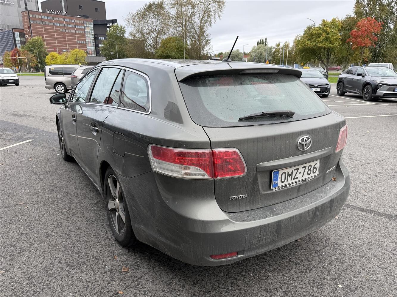 Toyota Avensis vaihtoauto
