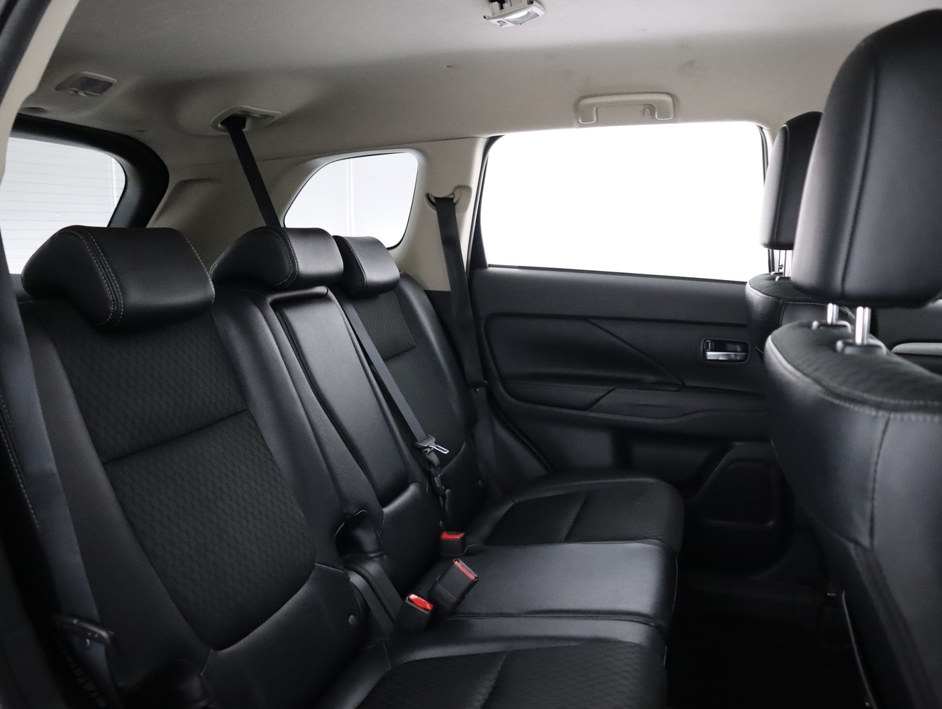 Mitsubishi Outlander vaihtoauto