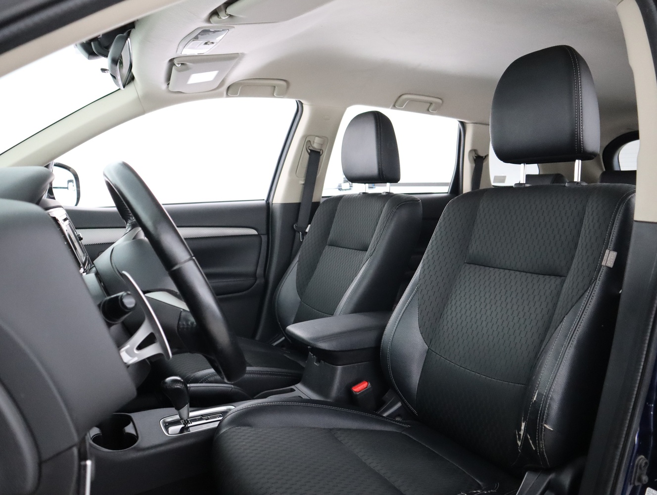 Mitsubishi Outlander vaihtoauto