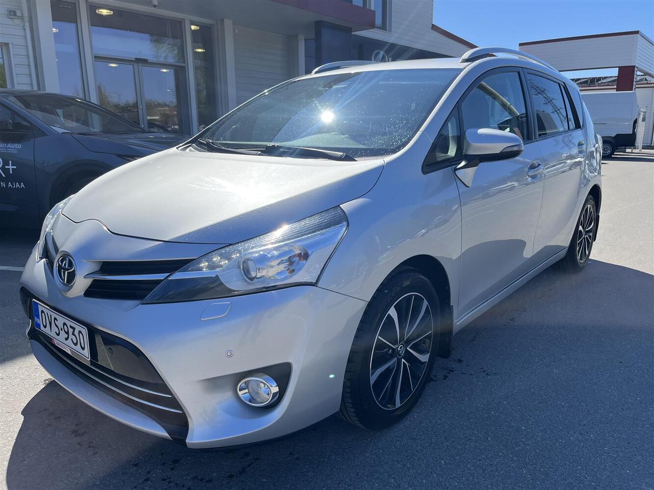 Toyota Verso vaihtoauto