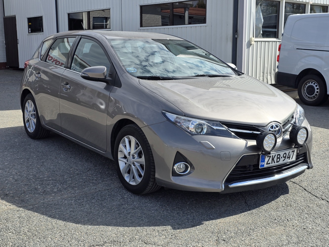 Toyota Auris vaihtoauto