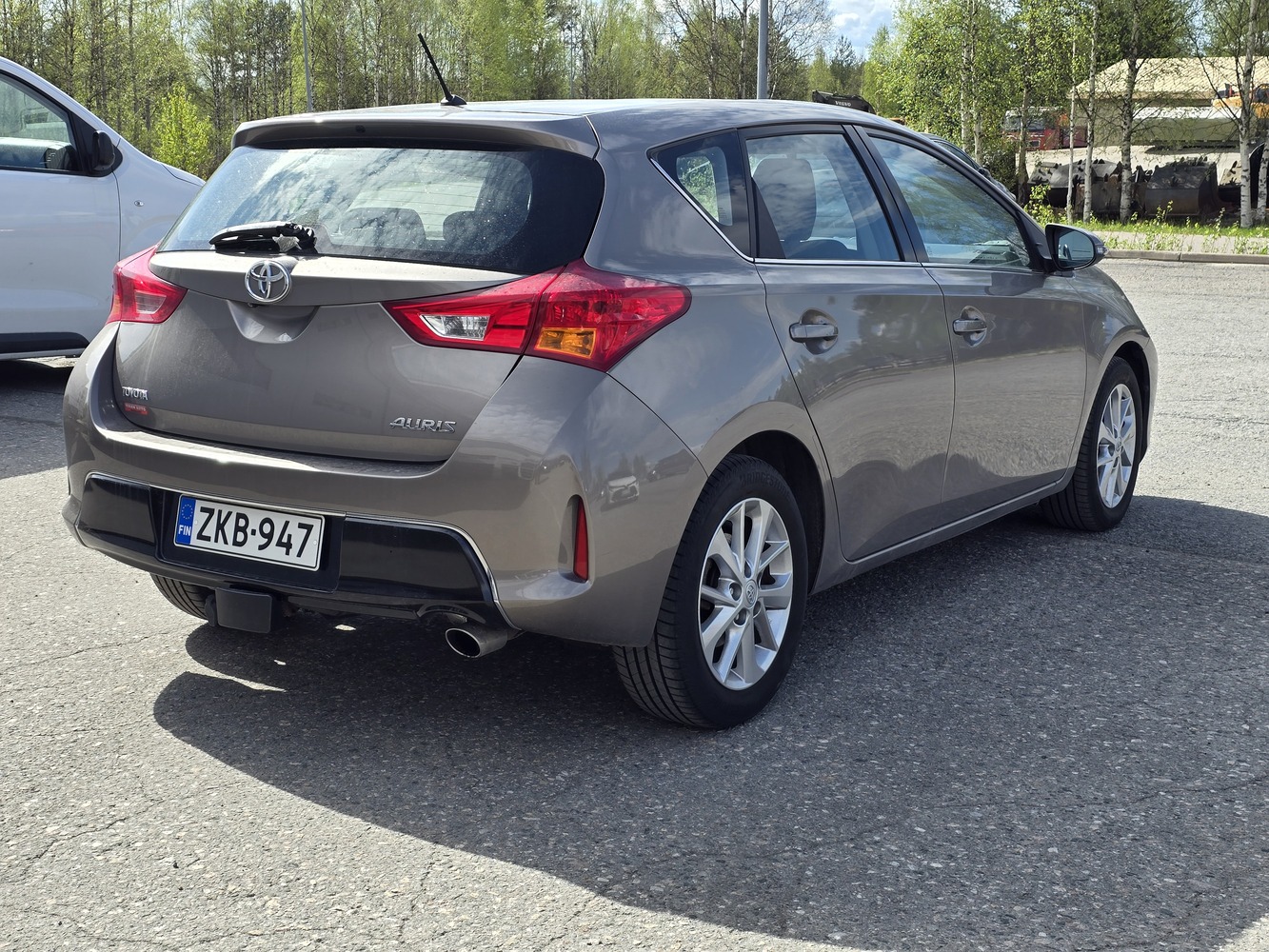 Toyota Auris vaihtoauto