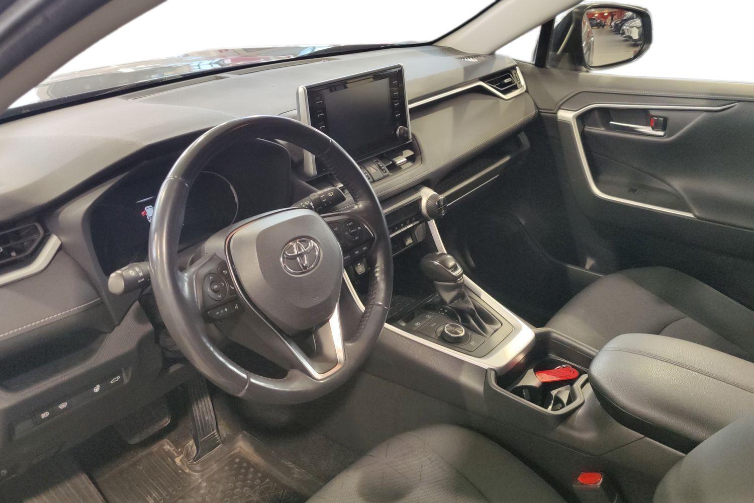 Toyota RAV4 vaihtoauto