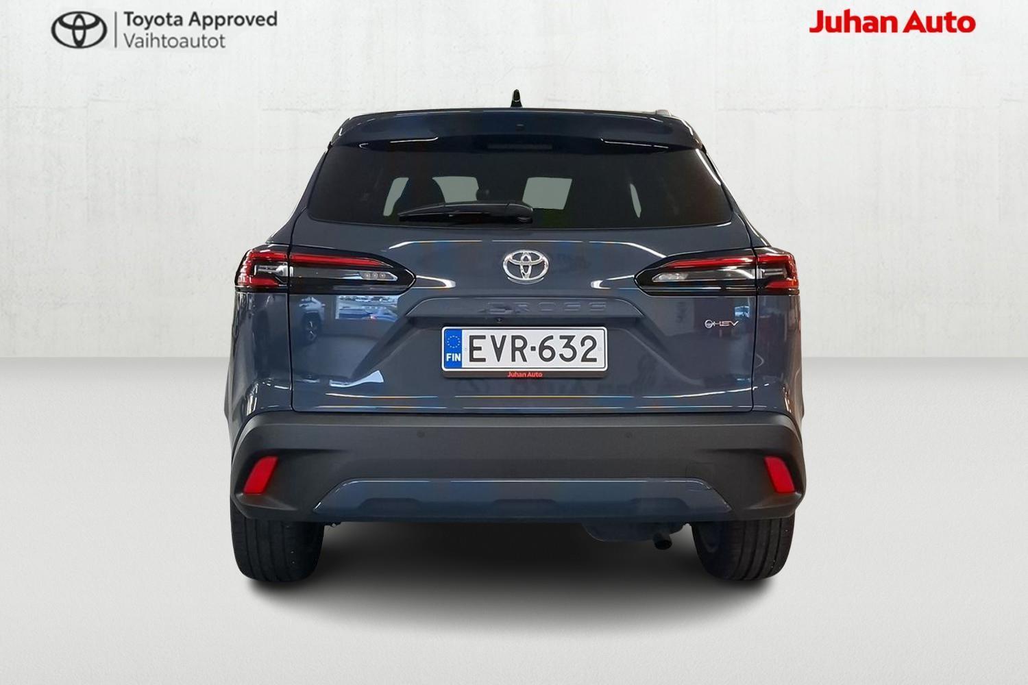 Toyota Corolla Cross vaihtoauto