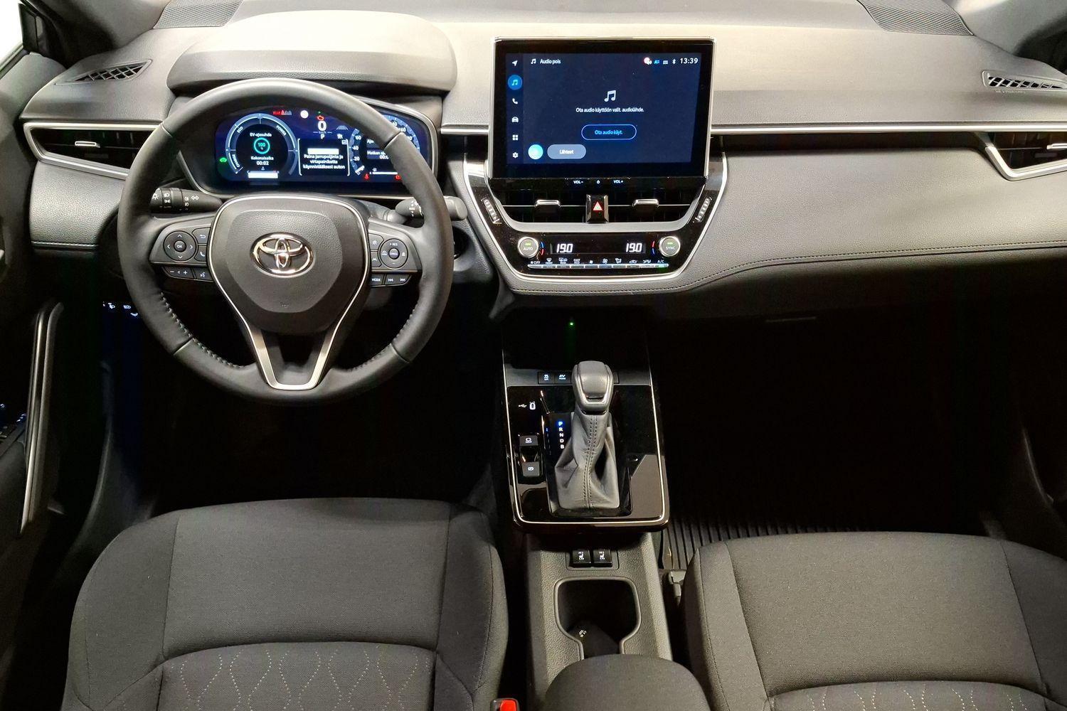 Toyota Corolla Cross vaihtoauto