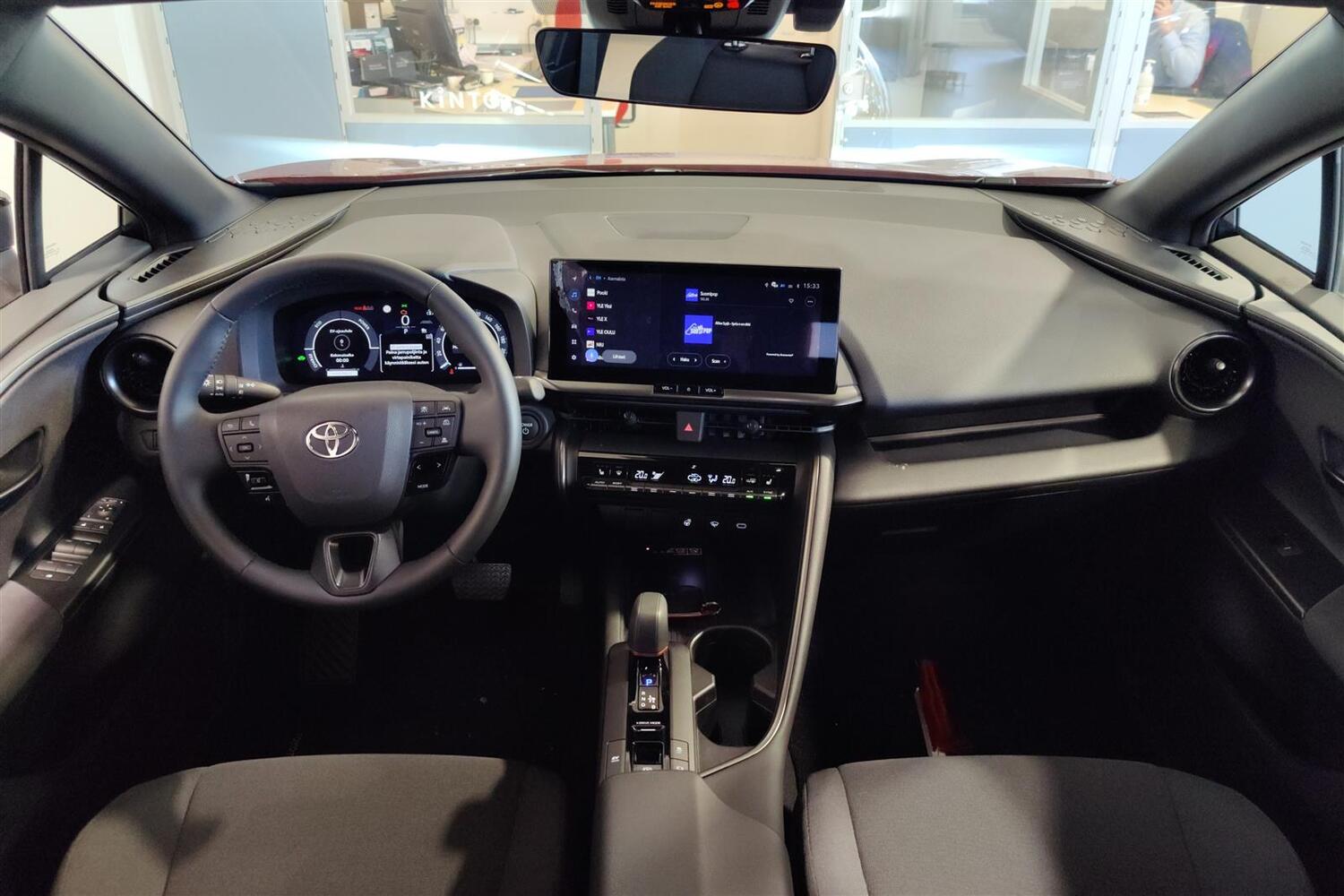 Toyota C-HR vaihtoauto