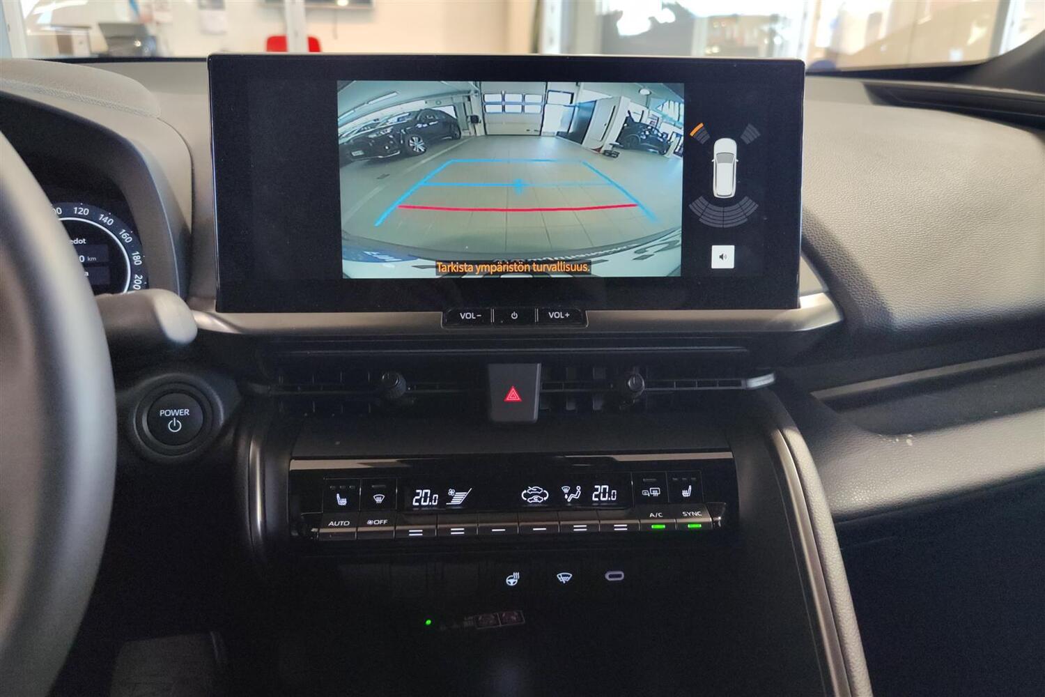 Toyota C-HR vaihtoauto