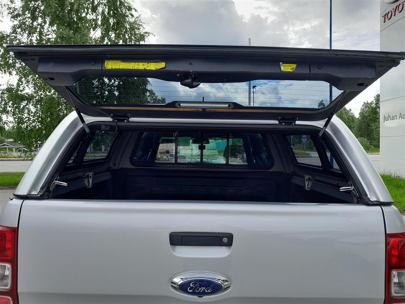 Ford Ranger vaihtoauto
