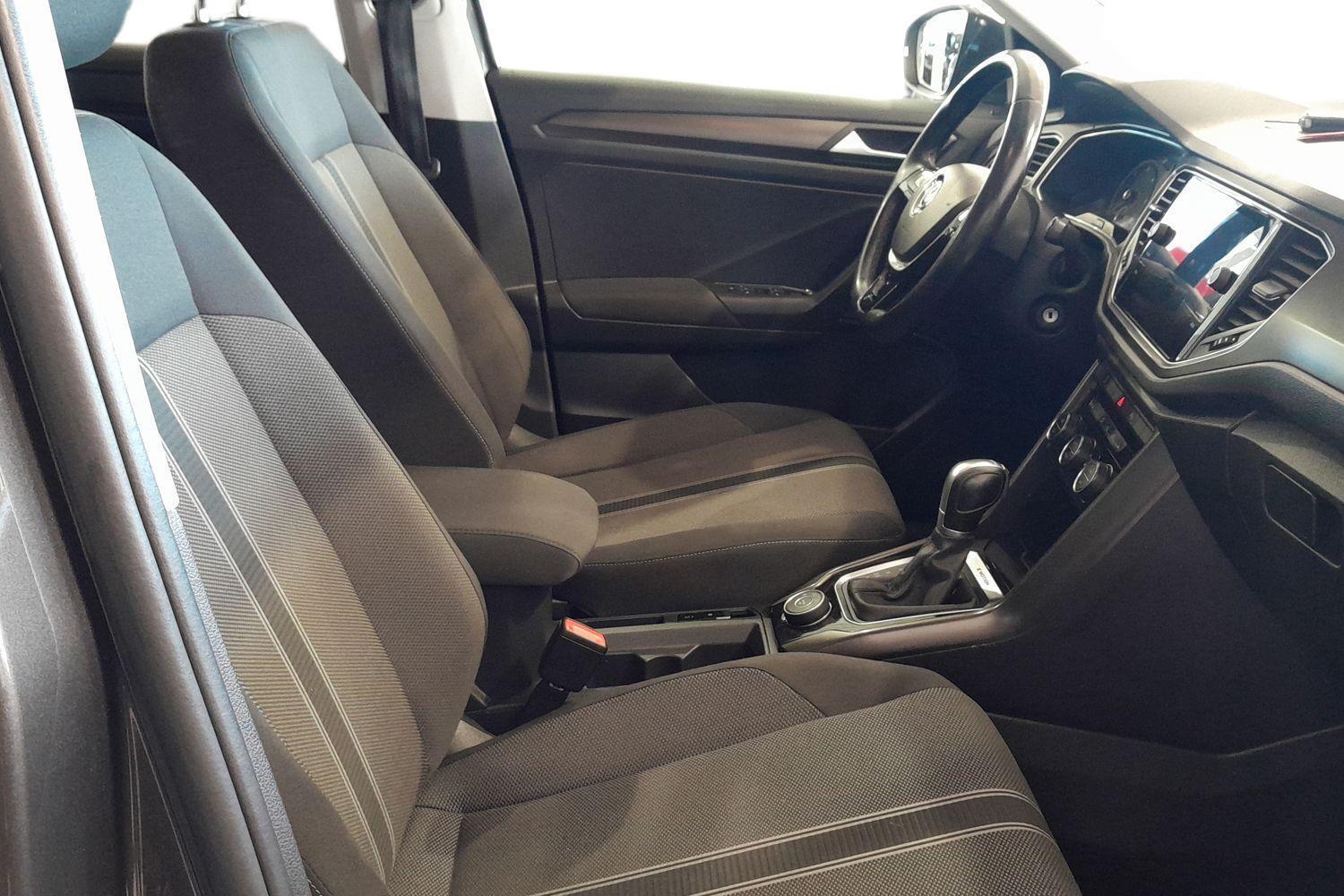 Volkswagen T-Roc vaihtoauto