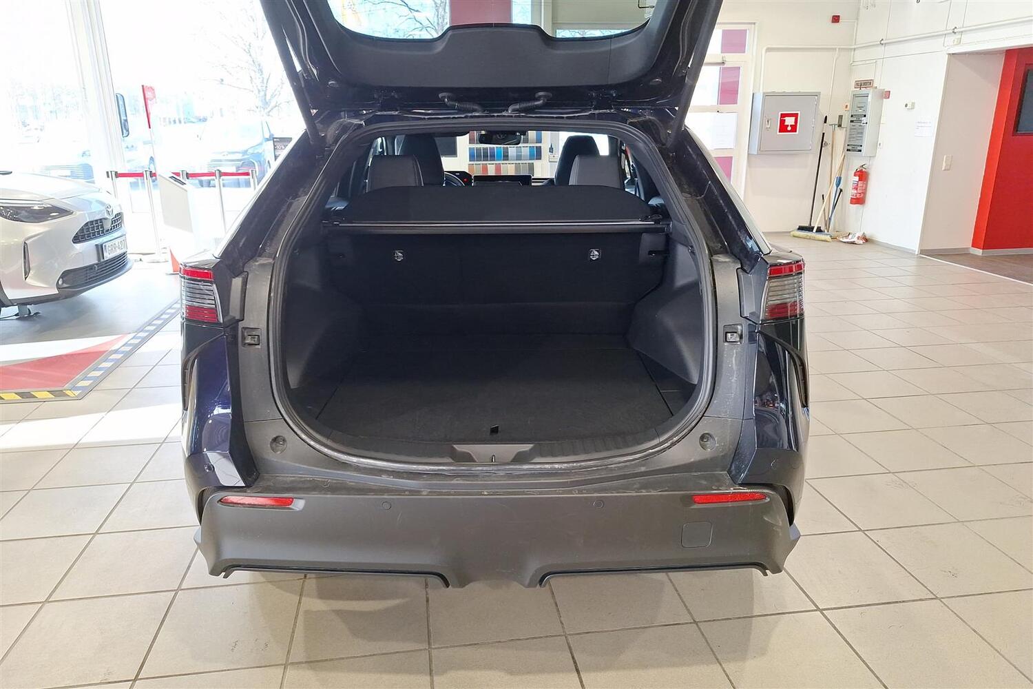Toyota bZ4X vaihtoauto