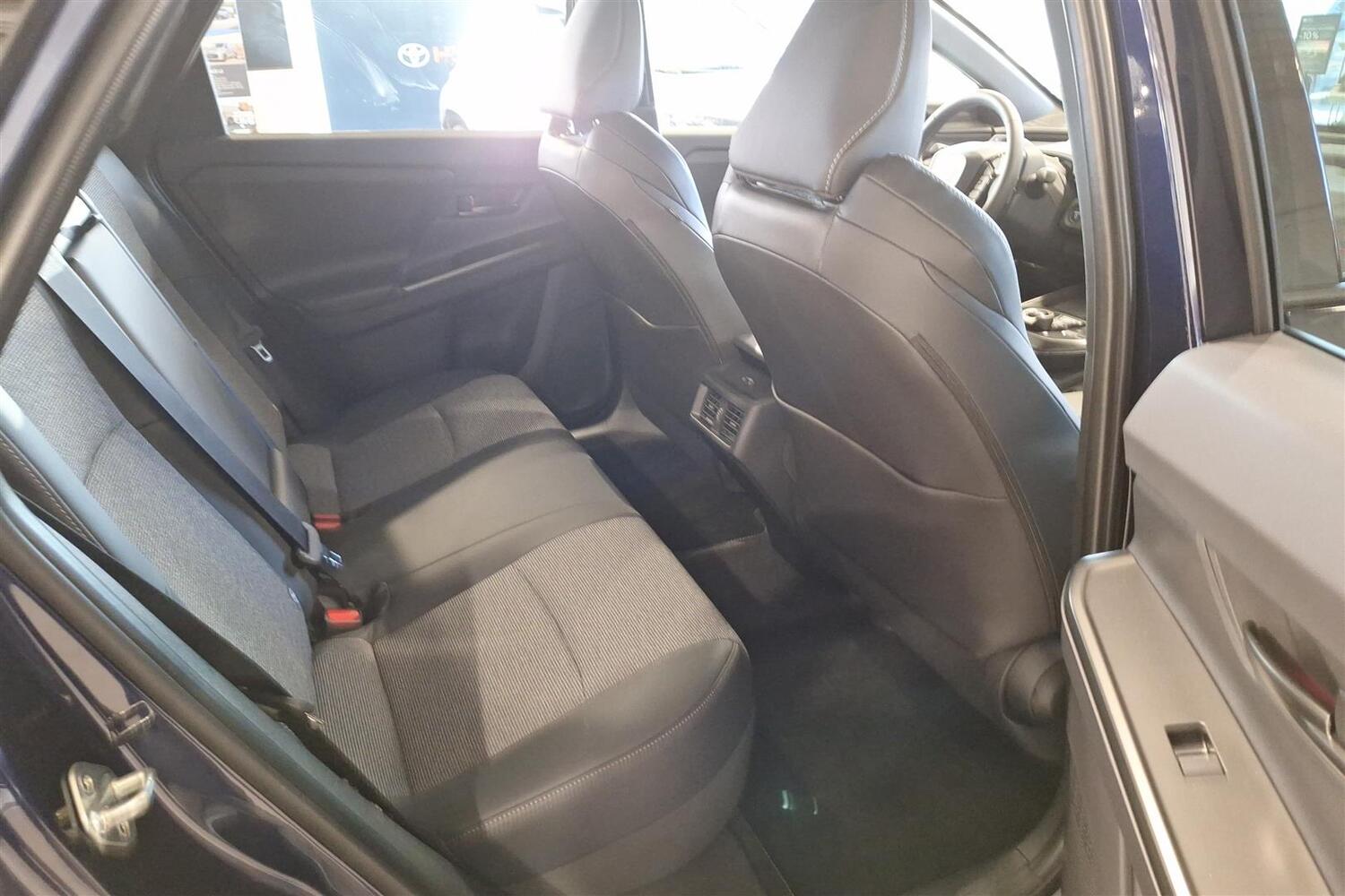 Toyota bZ4X vaihtoauto