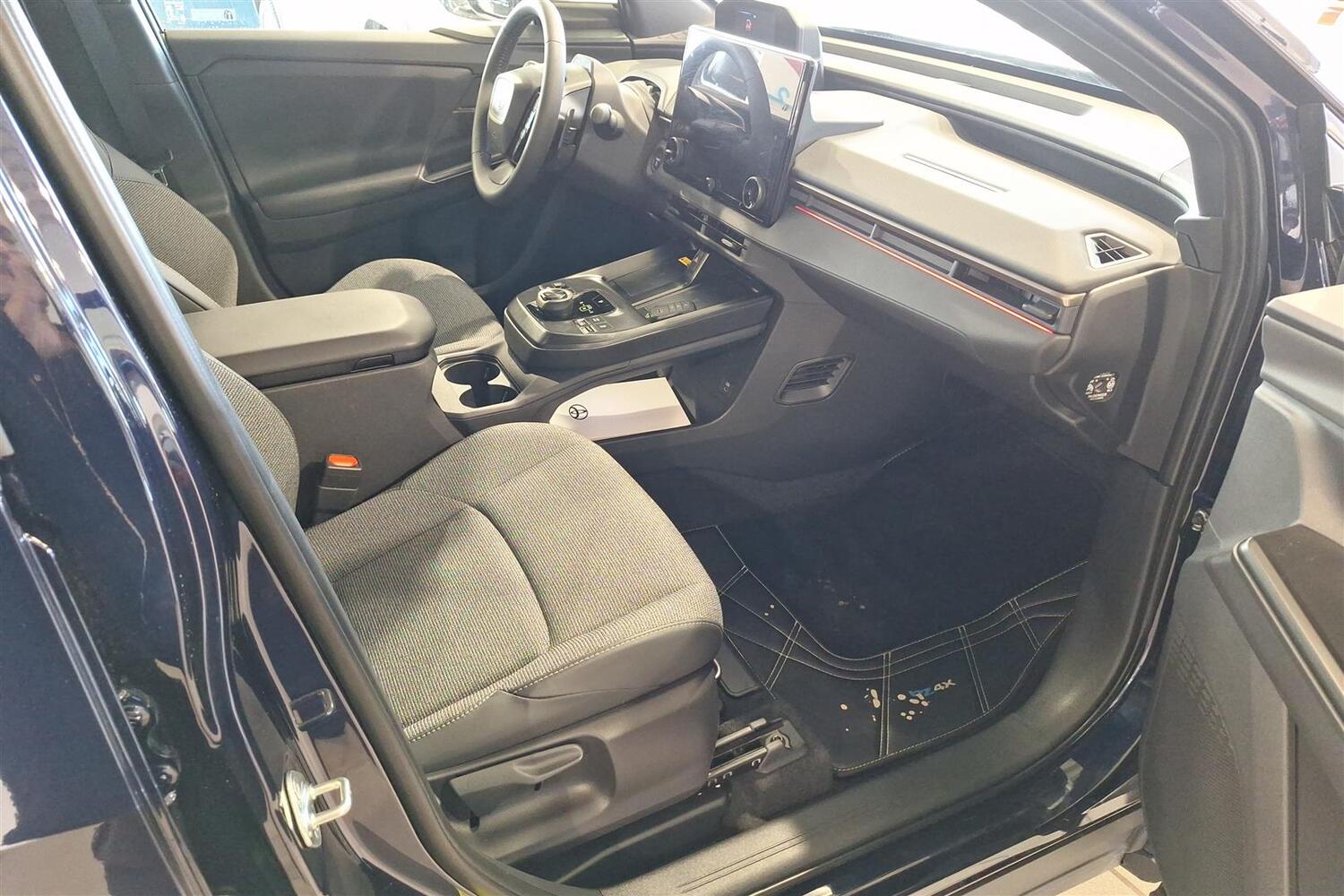 Toyota bZ4X vaihtoauto