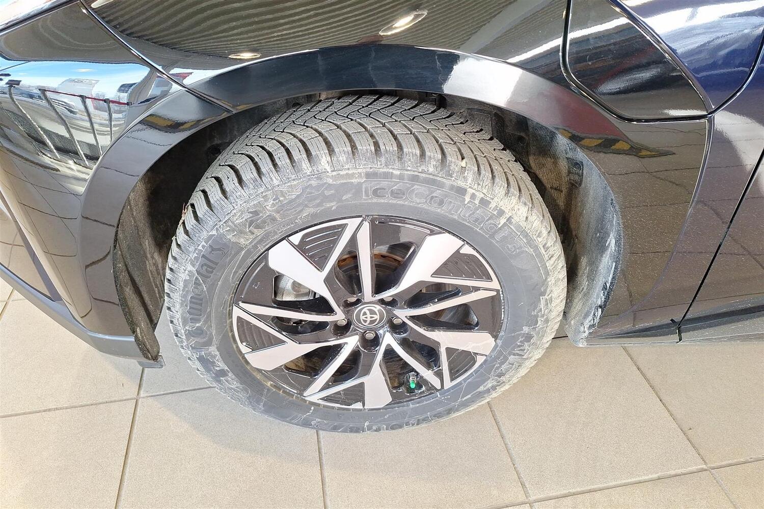 Toyota bZ4X vaihtoauto