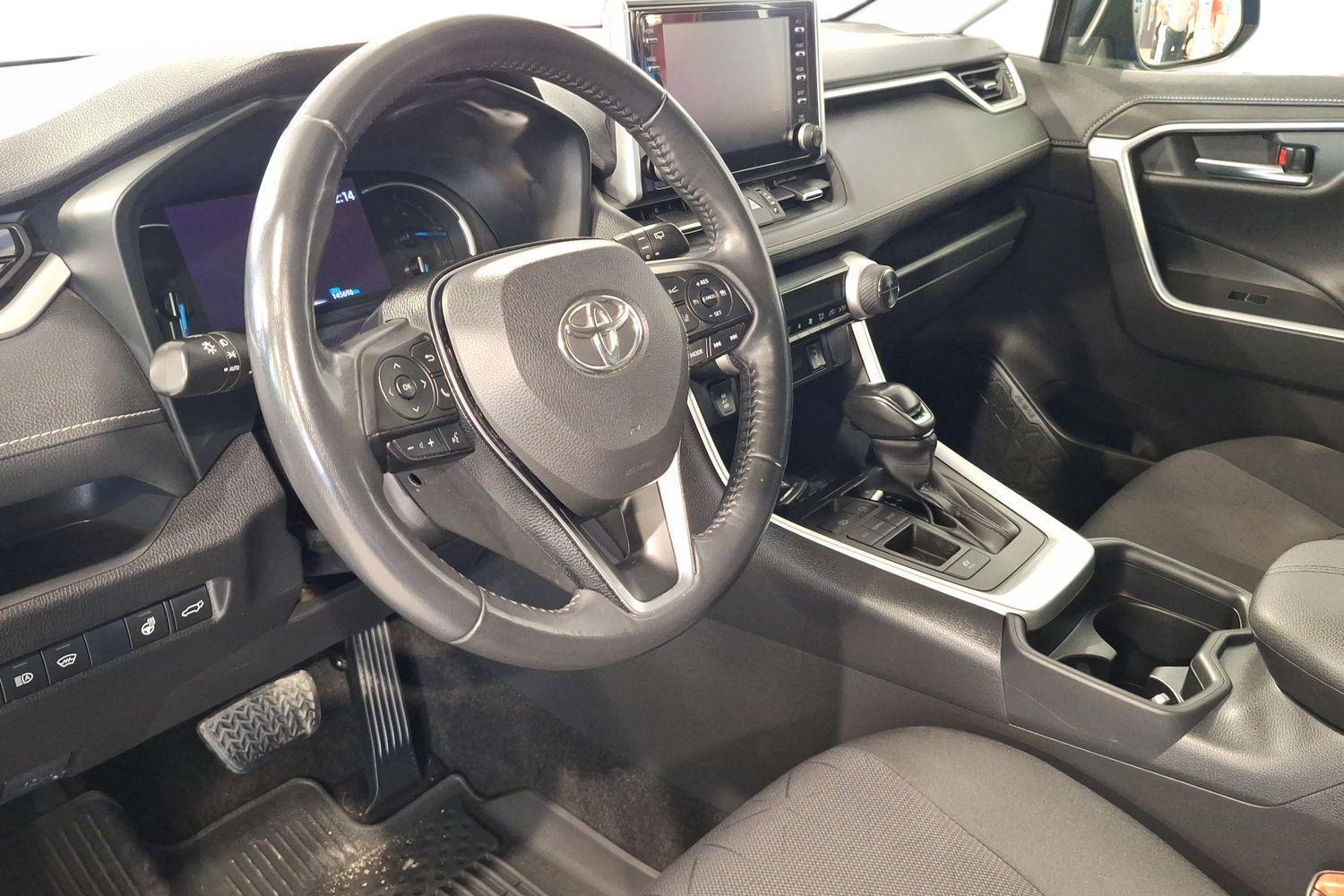 Toyota RAV4 vaihtoauto