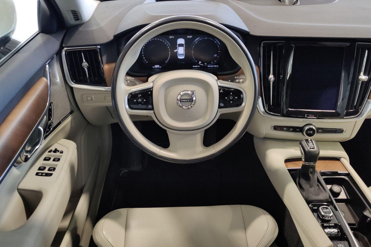 Volvo S90 vaihtoauto