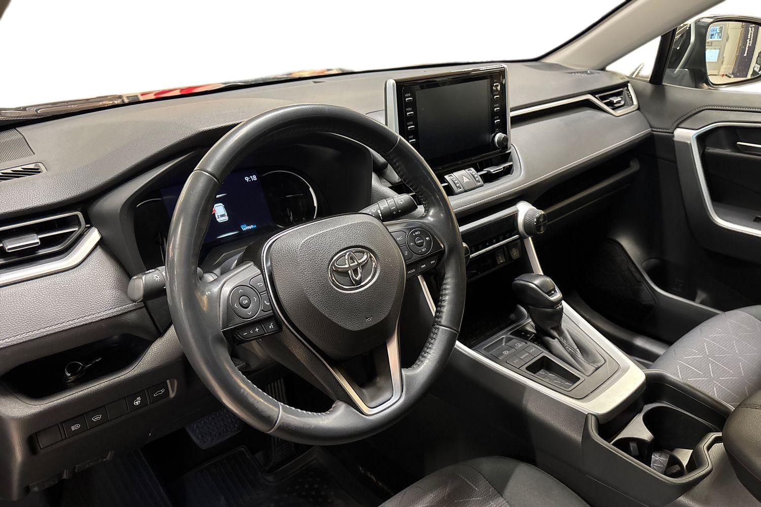 Toyota RAV4 vaihtoauto