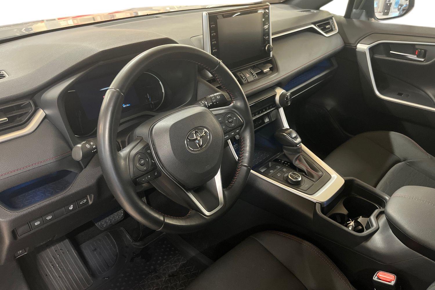 Toyota RAV4 vaihtoauto