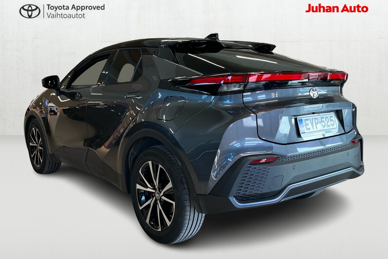 Toyota C-HR vaihtoauto
