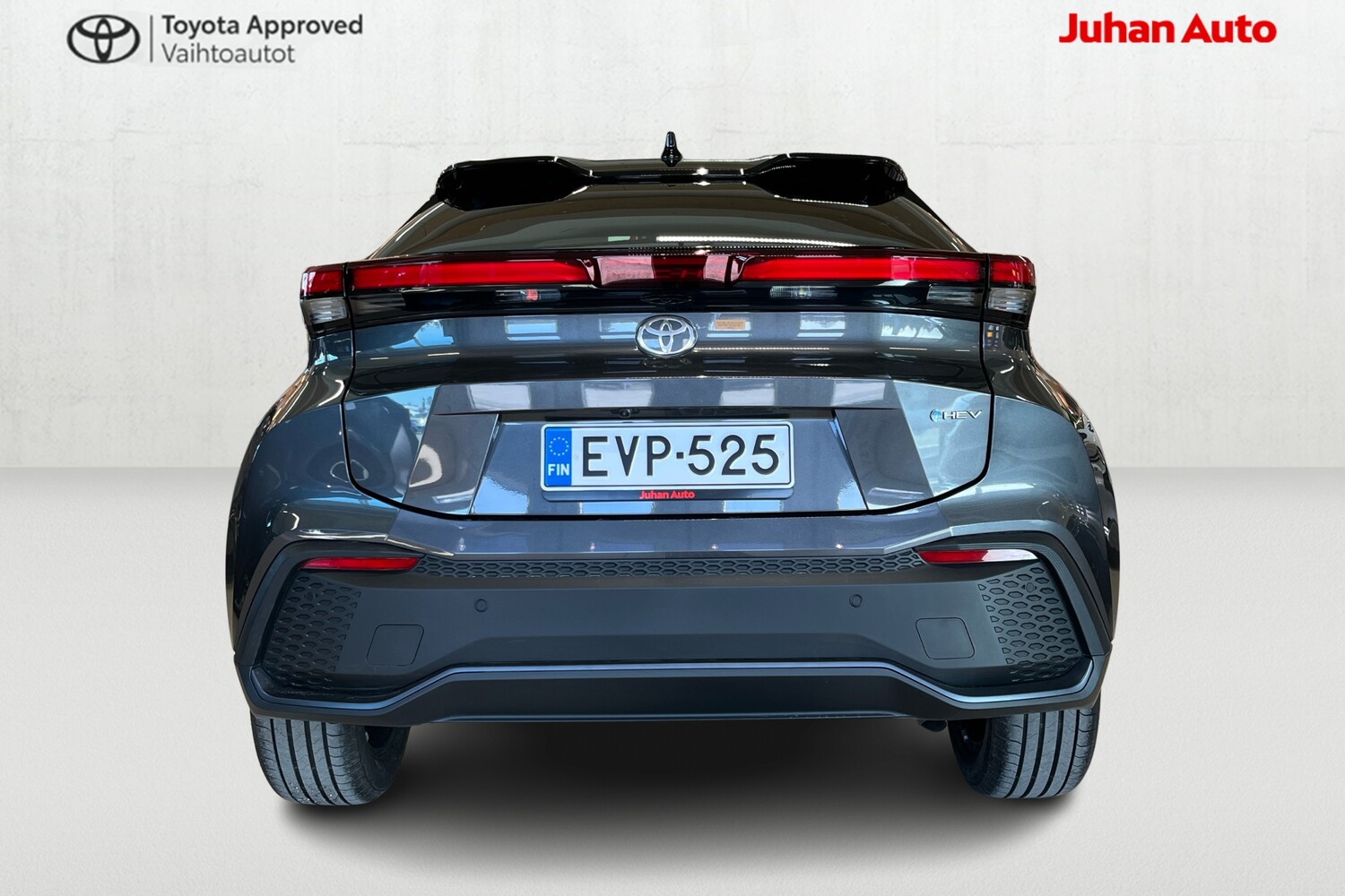 Toyota C-HR vaihtoauto
