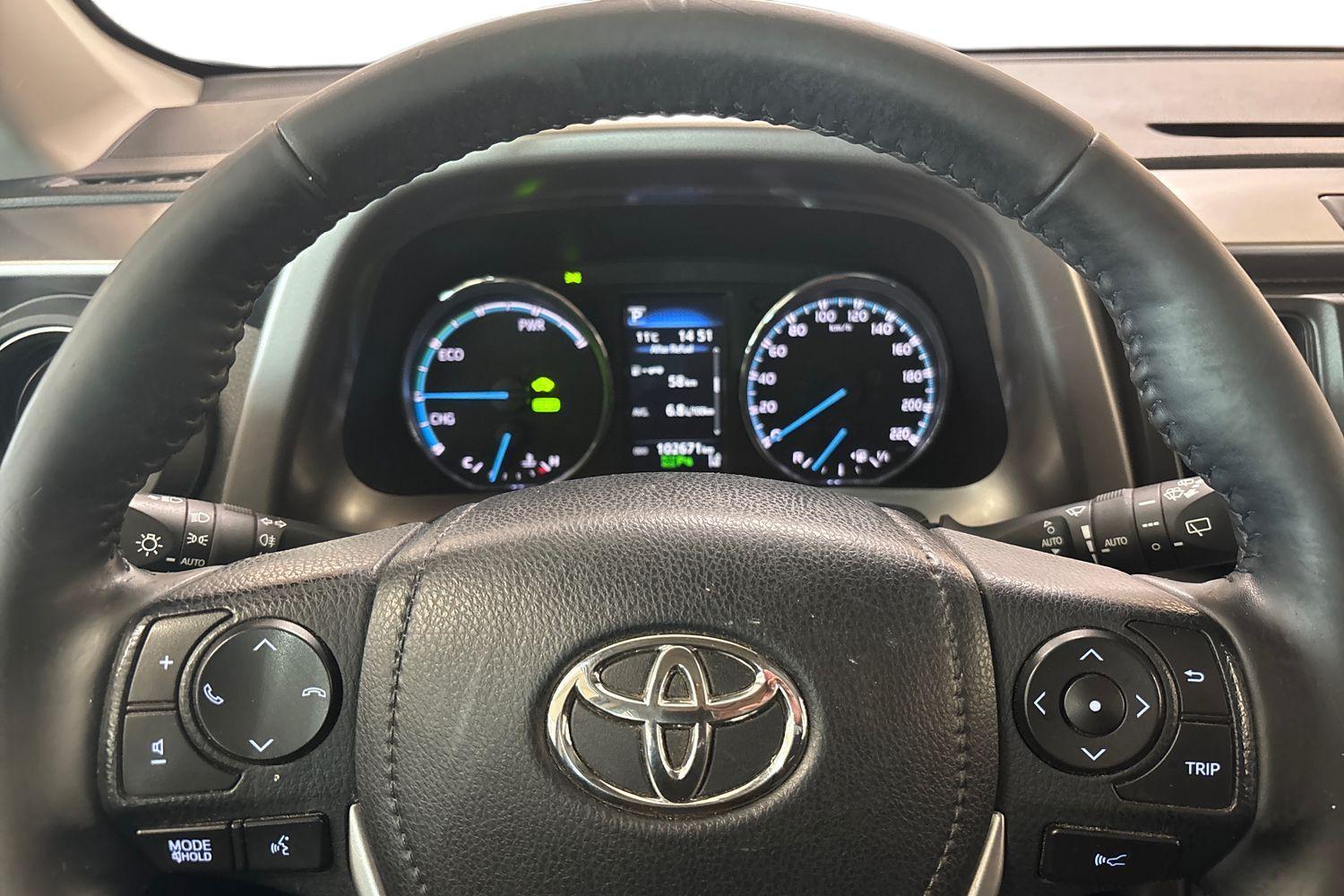 Toyota RAV4 vaihtoauto