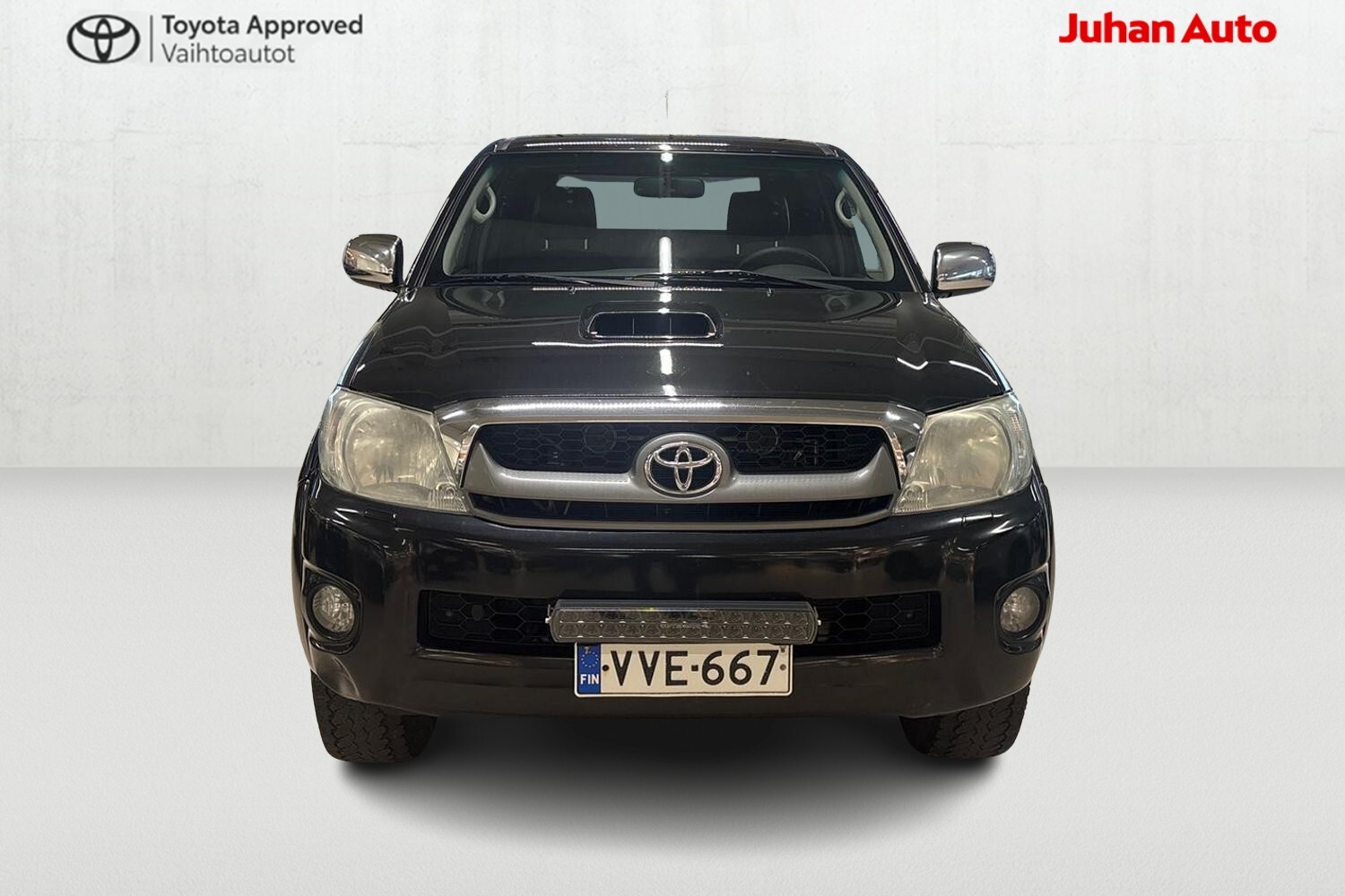 Toyota Hilux vaihtoauto