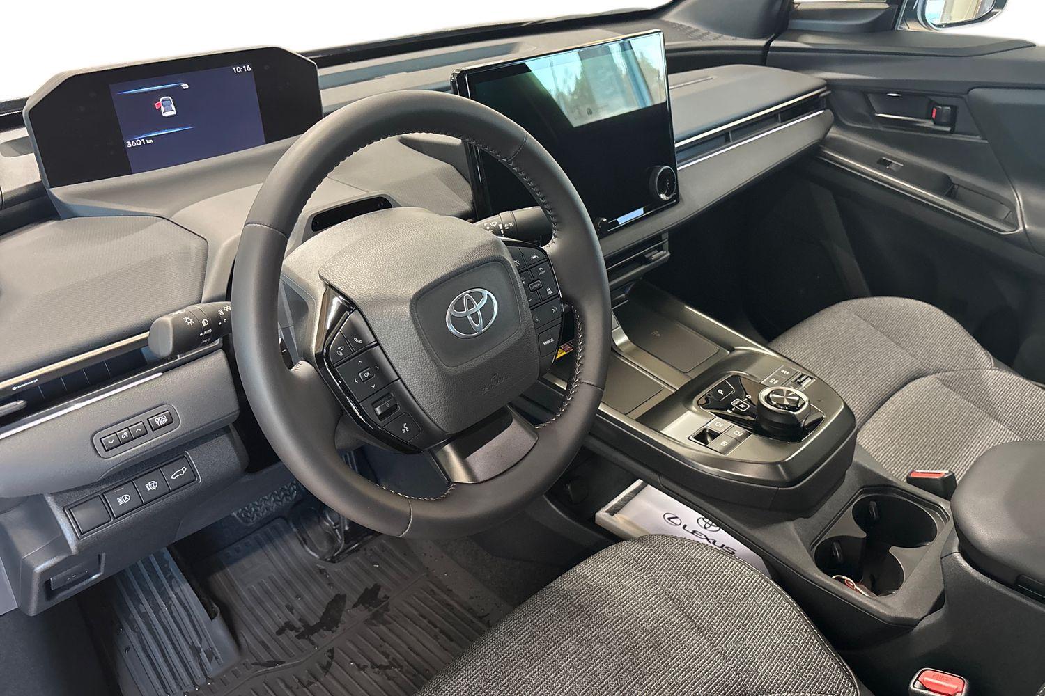 Toyota bZ4X vaihtoauto