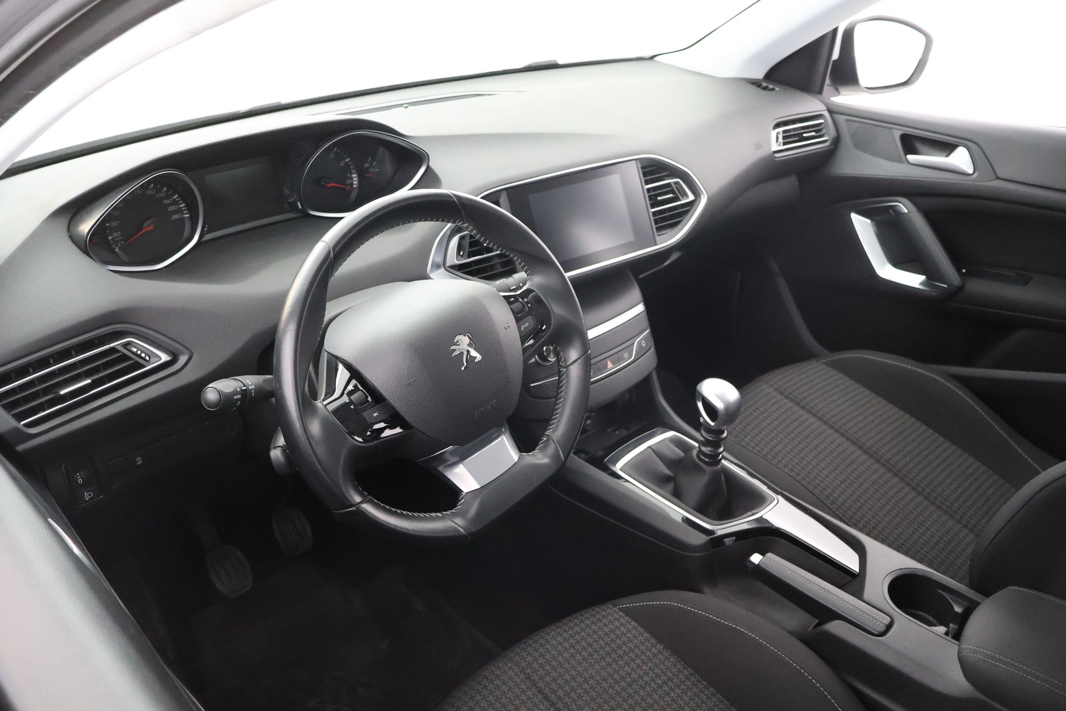 Peugeot 308 vaihtoauto