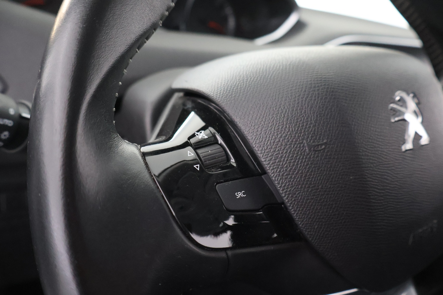 Peugeot 308 vaihtoauto