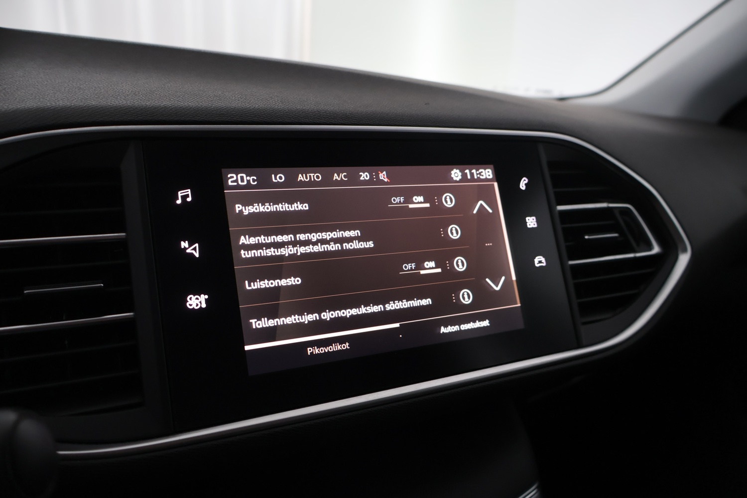 Peugeot 308 vaihtoauto