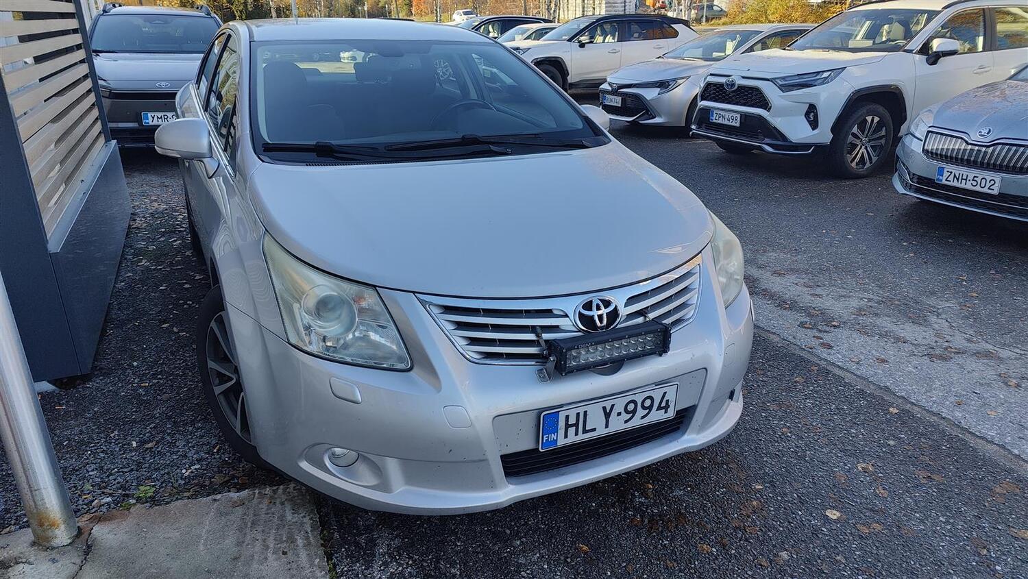 Toyota Avensis vaihtoauto