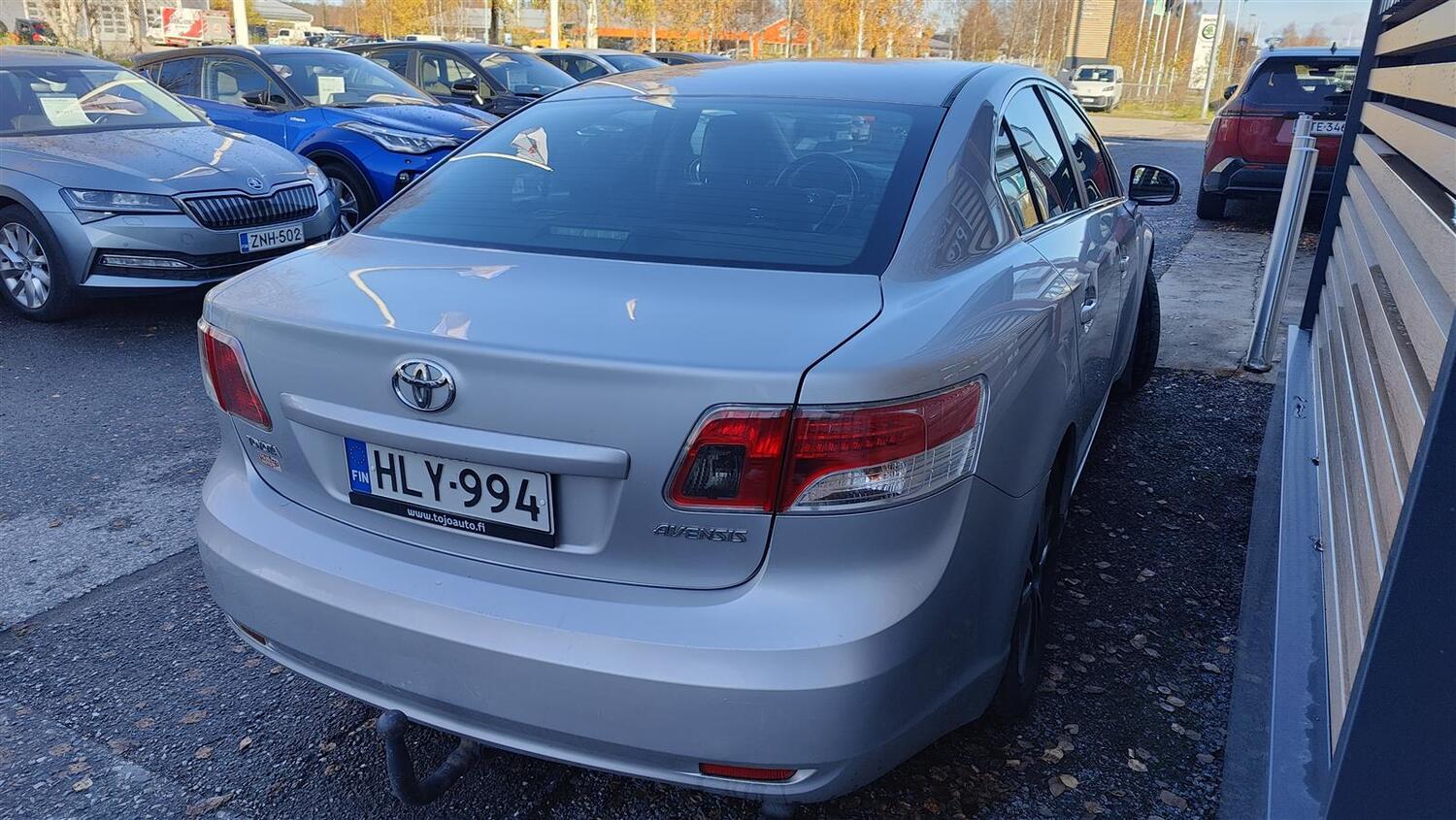 Toyota Avensis vaihtoauto