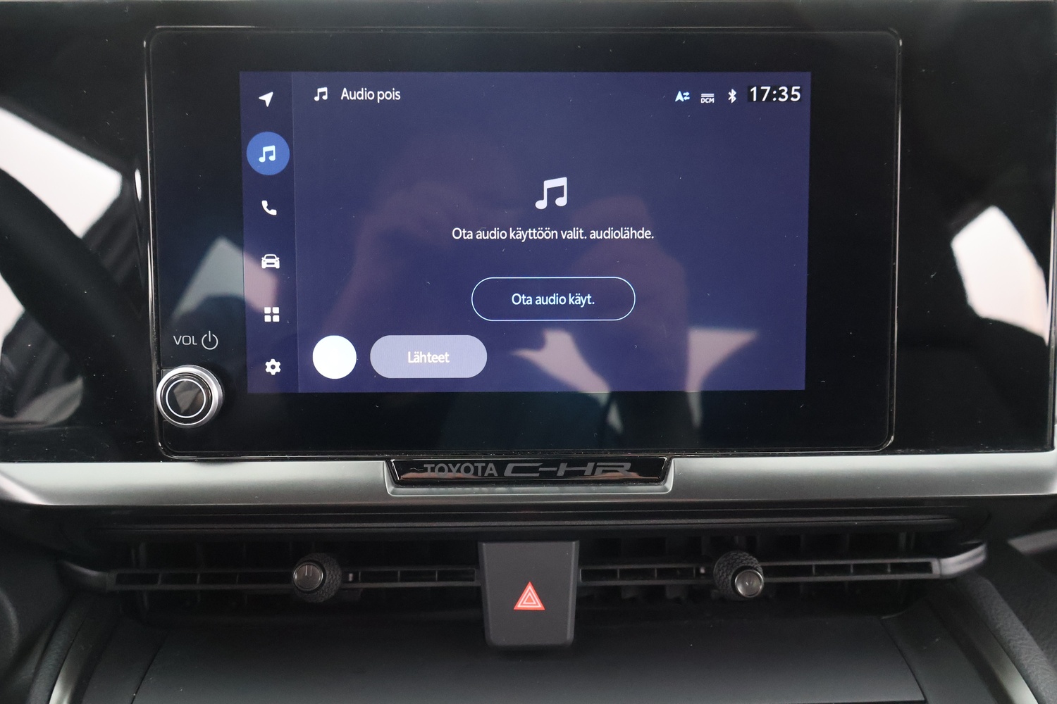 Toyota C-HR vaihtoauto