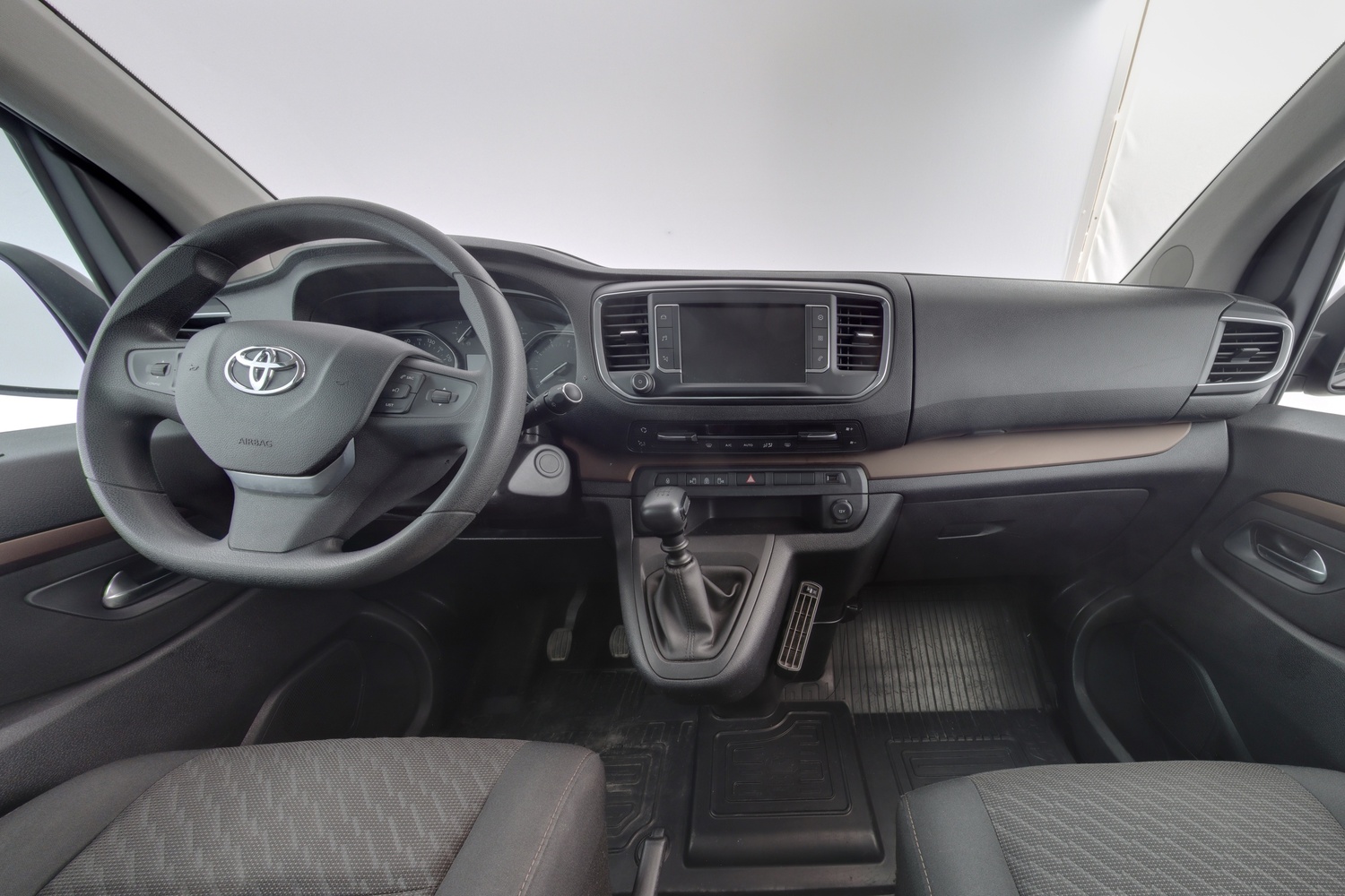 Toyota Proace Verso vaihtoauto
