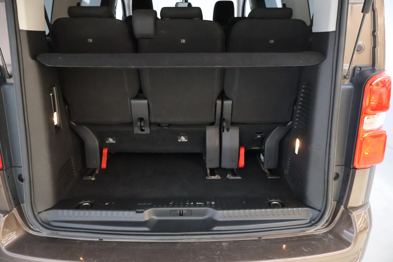Toyota Proace Verso vaihtoauto