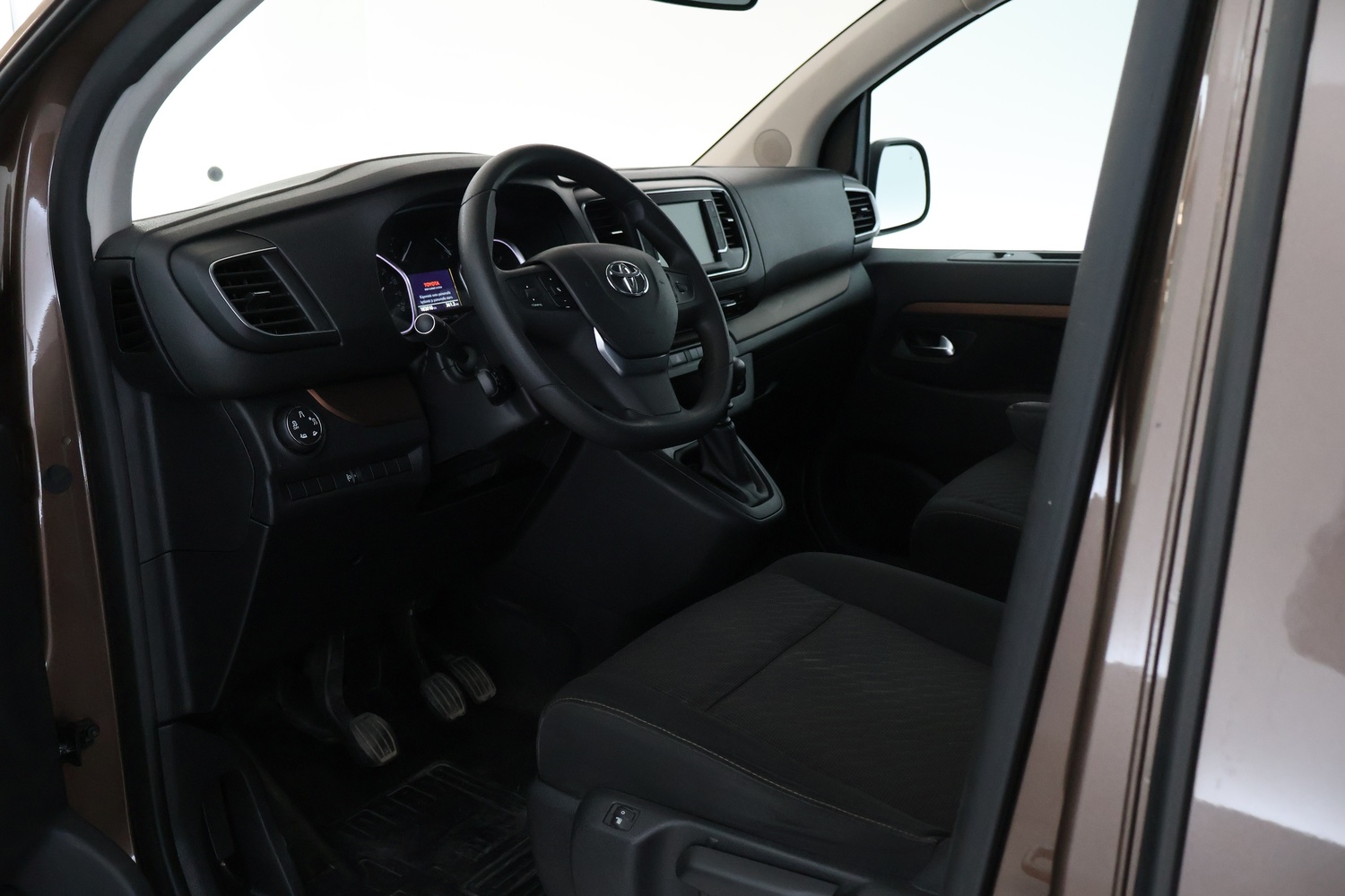 Toyota Proace Verso vaihtoauto