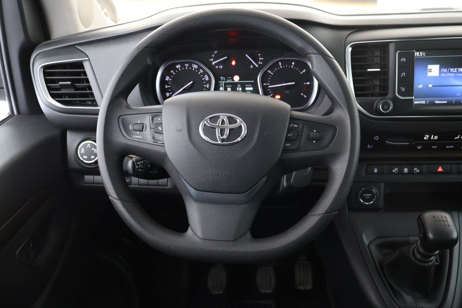 Toyota Proace Verso vaihtoauto