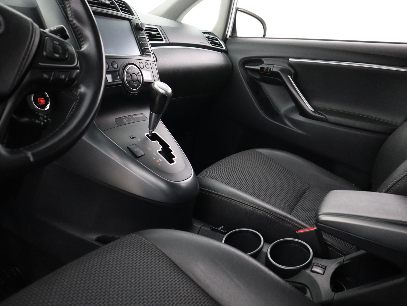Toyota Verso vaihtoauto
