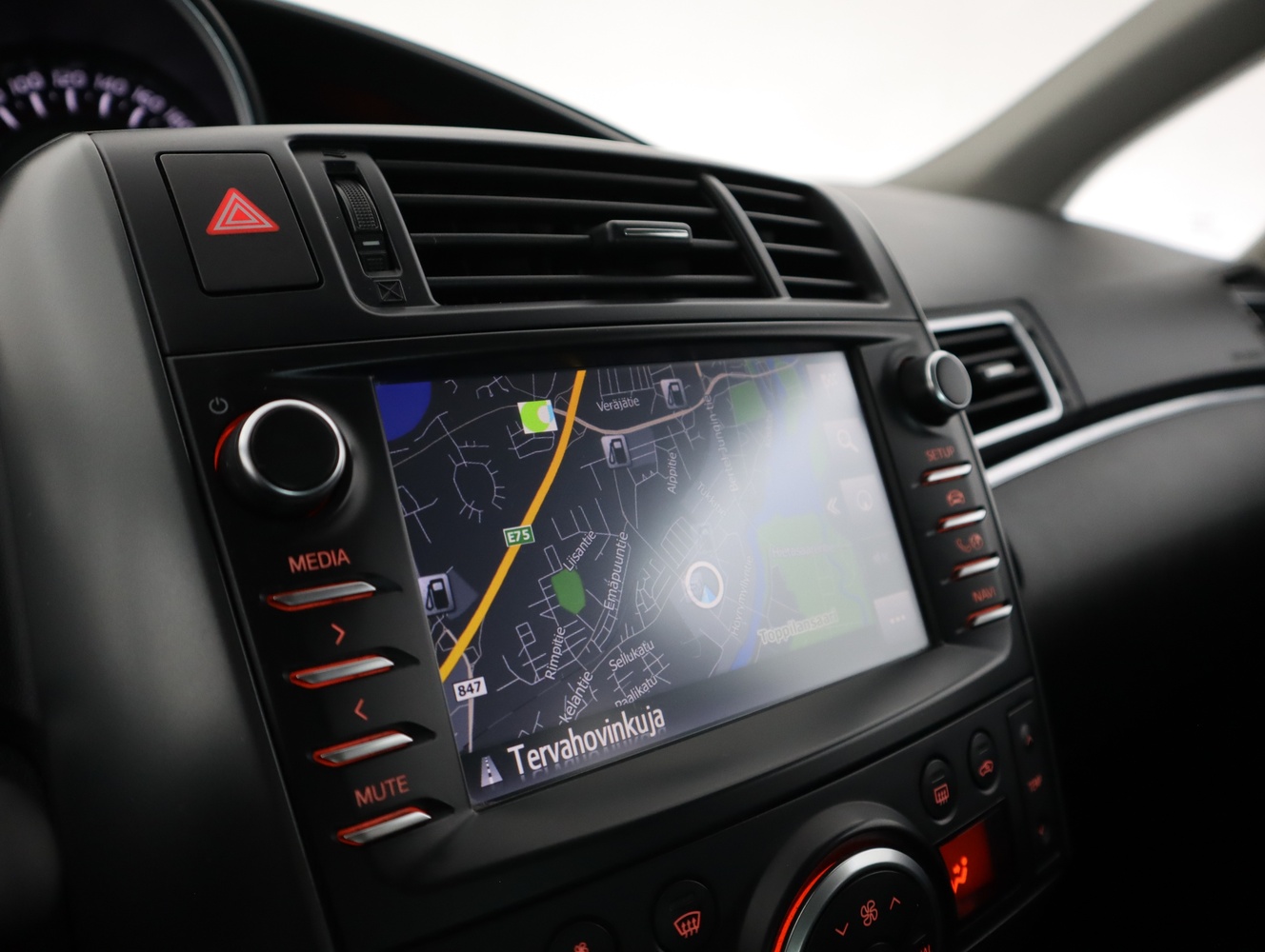 Toyota Verso vaihtoauto